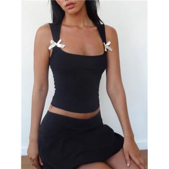 Bow Detail Square Neck Cropped Tank - Picture 1 of 16